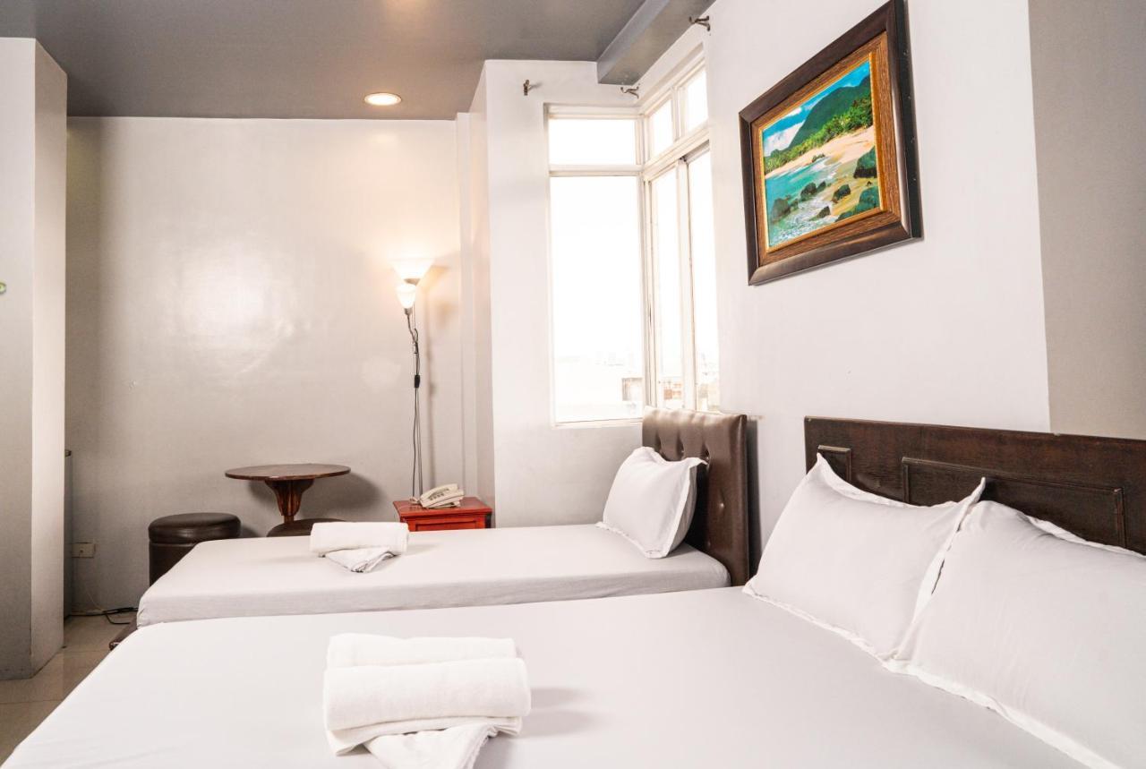 Getz Hotel Manila Bagian luar foto