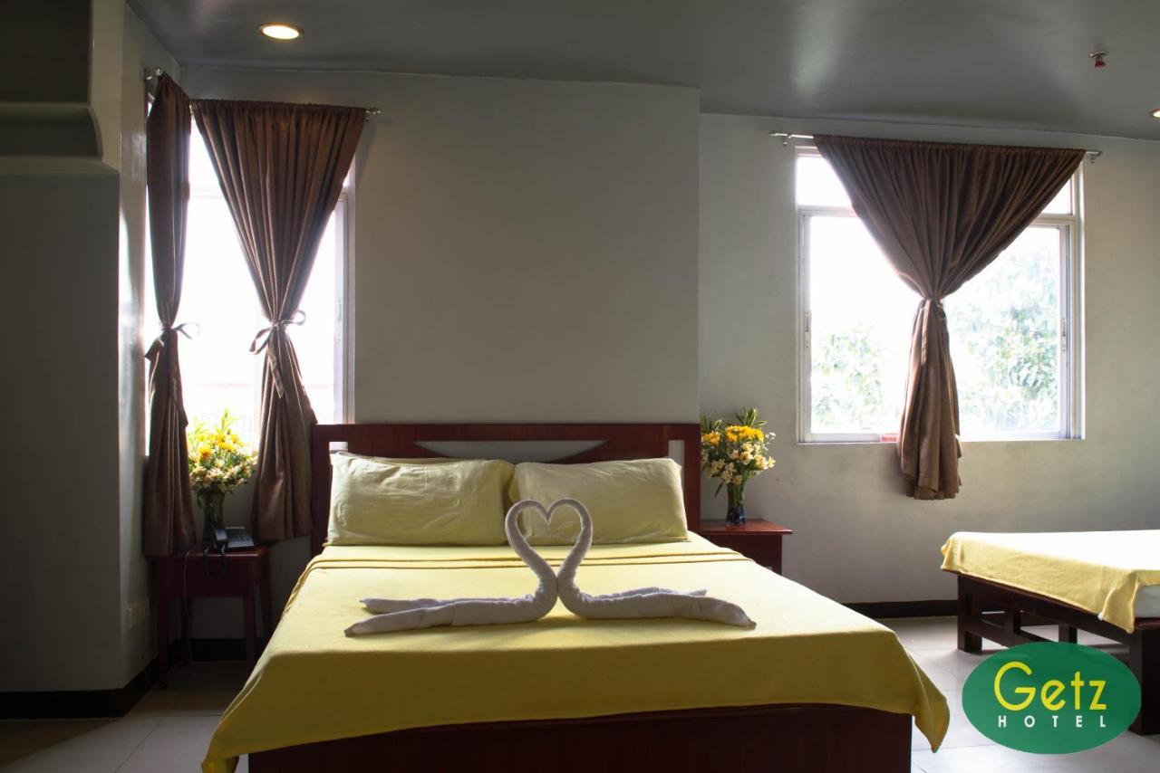 Getz Hotel Manila Bagian luar foto