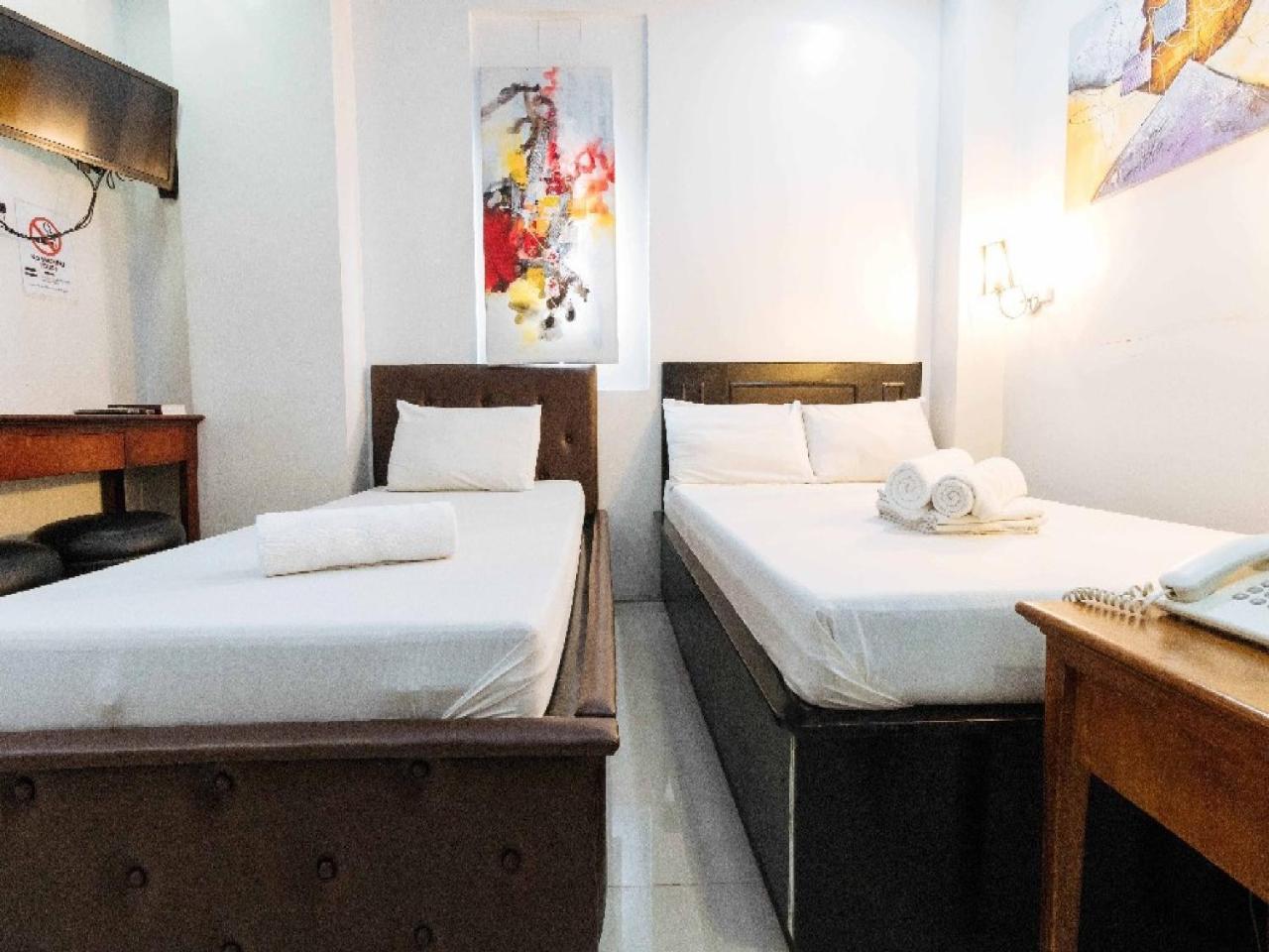 Getz Hotel Manila Bagian luar foto