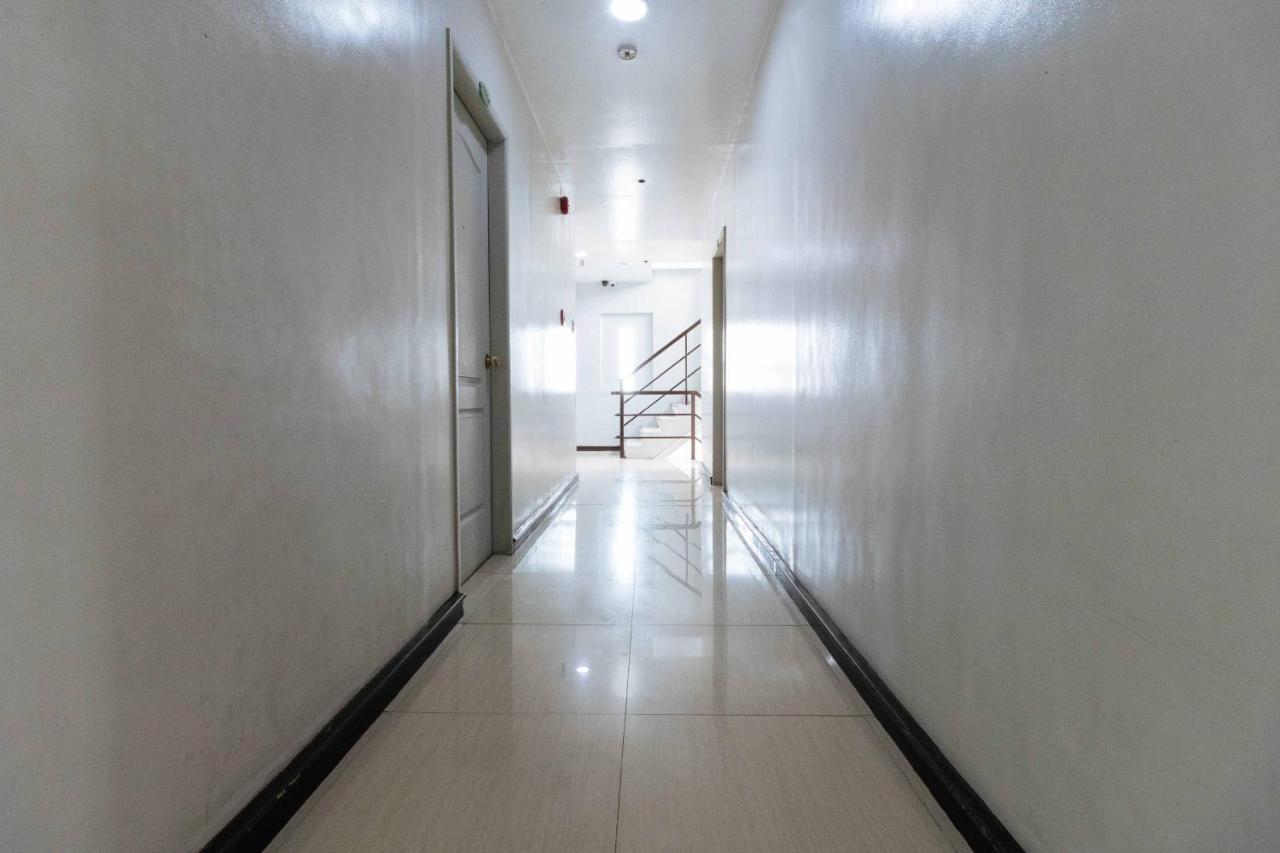 Getz Hotel Manila Bagian luar foto
