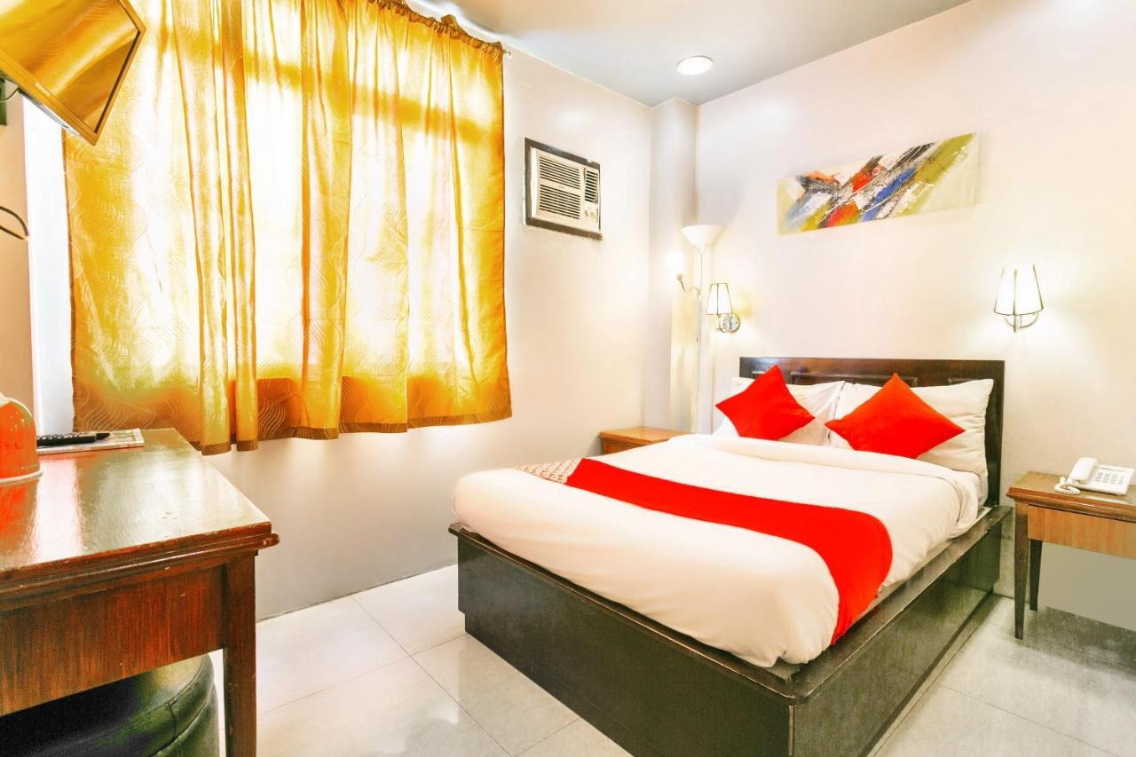 Getz Hotel Manila Bagian luar foto