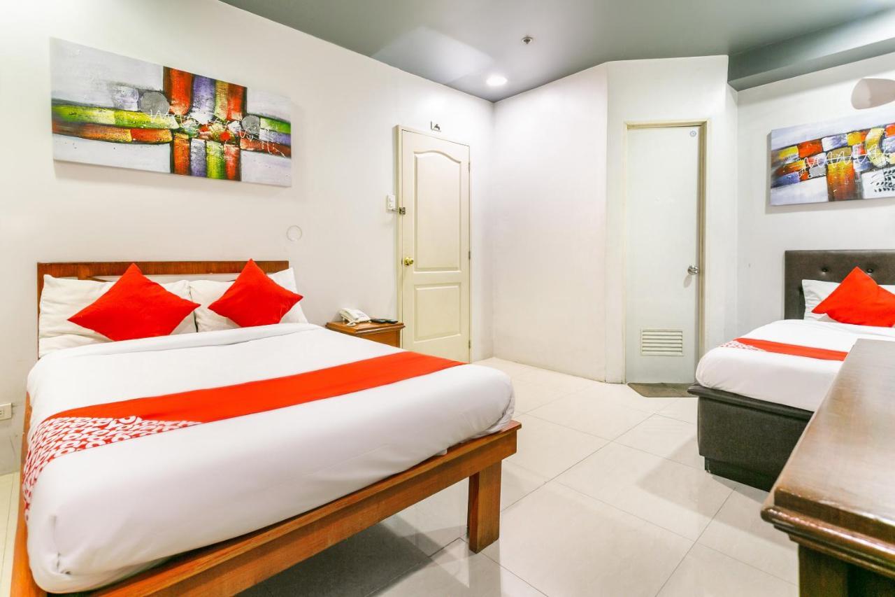 Getz Hotel Manila Bagian luar foto