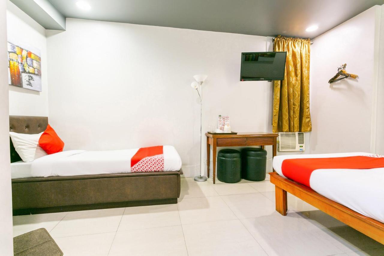 Getz Hotel Manila Bagian luar foto