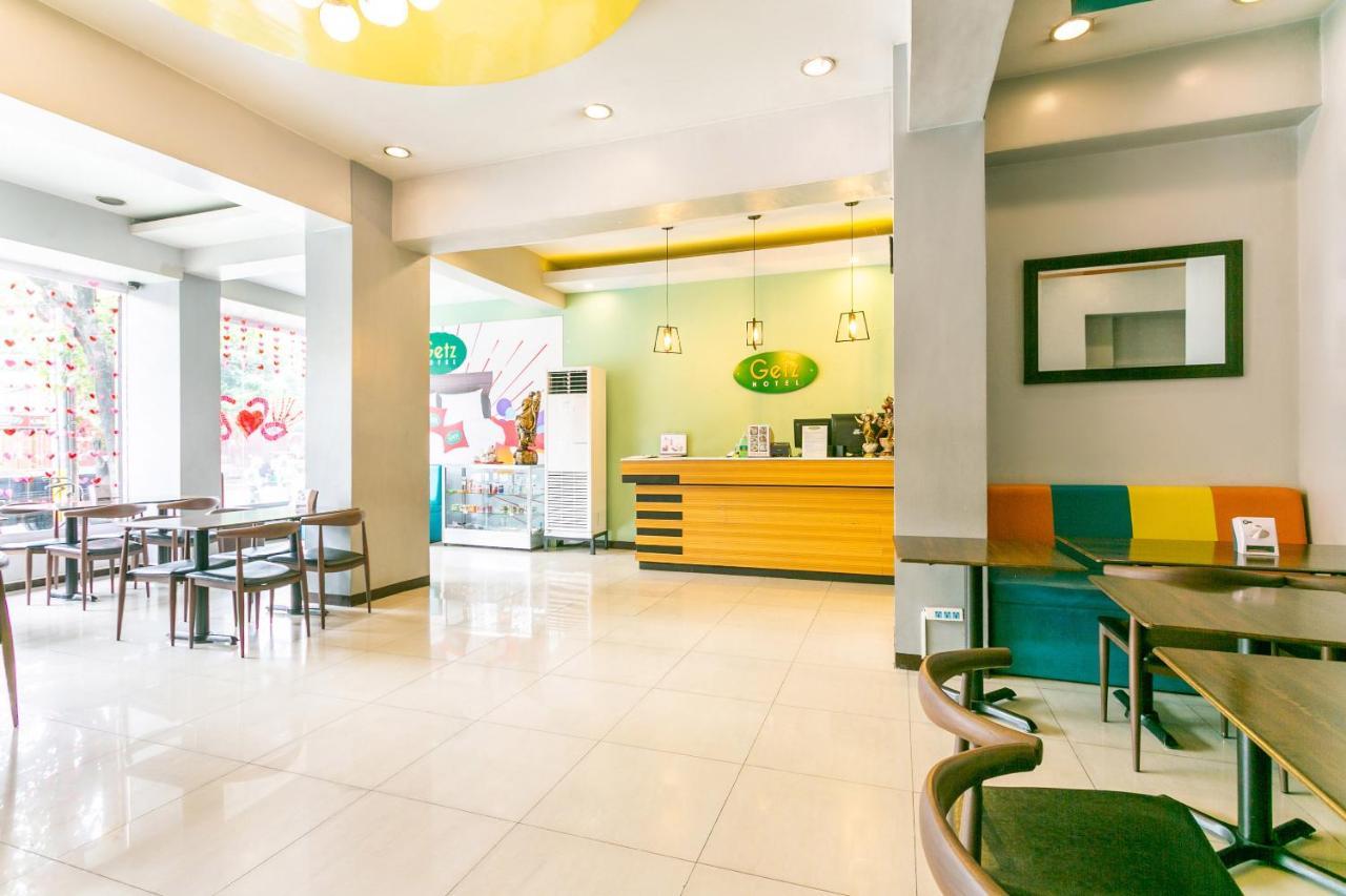 Getz Hotel Manila Bagian luar foto