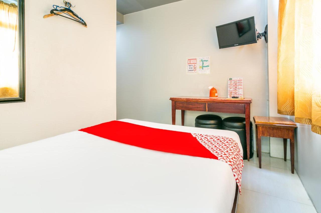 Getz Hotel Manila Bagian luar foto